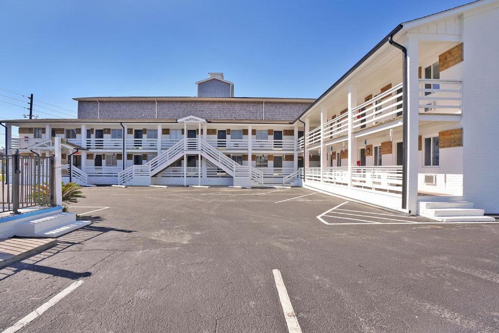 Dry Dock Inn Carolina Beach Esterno foto